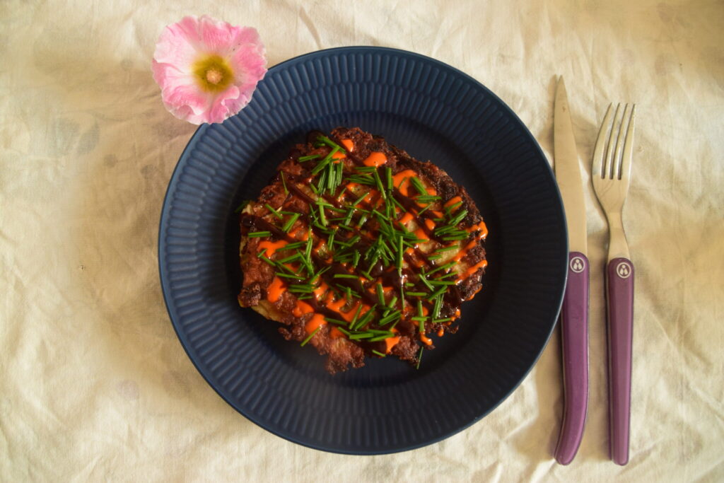 Okonomiyaki - Sund og lækker fastfood - Der er nem at lave. Her er mit bud, på denne smagfulde japanske ret.